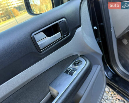 Чорний Форд Фокус, об'ємом двигуна 1.6 л та пробігом 278 тис. км за 5599 $, фото 22 на Automoto.ua