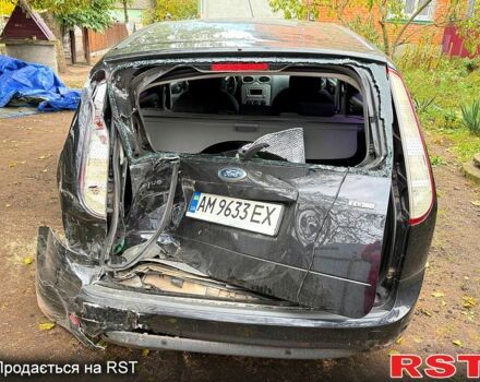 Черный Форд Фокус, объемом двигателя 1.6 л и пробегом 0 тыс. км за 2000 $, фото 2 на Automoto.ua