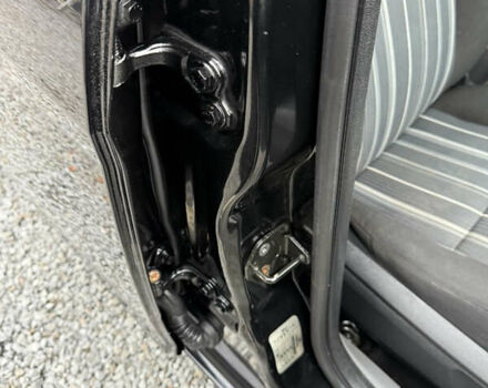 Черный Форд Фокус, объемом двигателя 1.6 л и пробегом 195 тыс. км за 5700 $, фото 126 на Automoto.ua