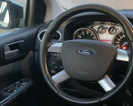 Черный Форд Фокус, объемом двигателя 1.6 л и пробегом 210 тыс. км за 6000 $, фото 2 на Automoto.ua