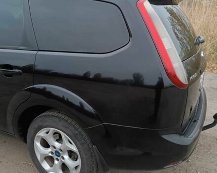 Черный Форд Фокус, объемом двигателя 1.6 л и пробегом 223 тыс. км за 5100 $, фото 6 на Automoto.ua