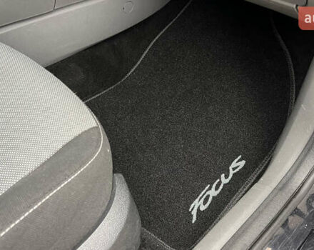Чорний Форд Фокус, об'ємом двигуна 1.8 л та пробігом 217 тис. км за 5950 $, фото 43 на Automoto.ua