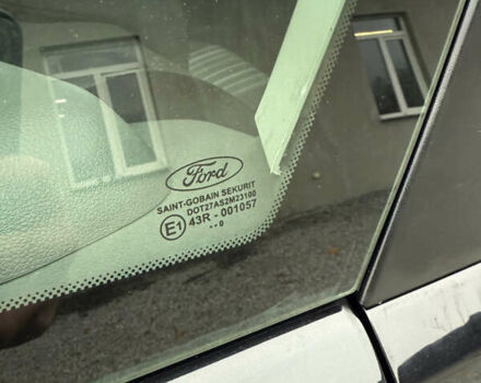 Черный Форд Фокус, объемом двигателя 1.6 л и пробегом 195 тыс. км за 5700 $, фото 51 на Automoto.ua