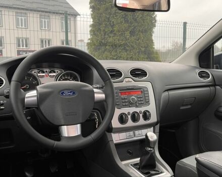 Черный Форд Фокус, объемом двигателя 1.8 л и пробегом 218 тыс. км за 5800 $, фото 14 на Automoto.ua