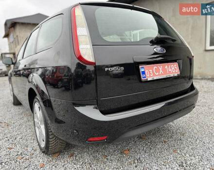 Черный Форд Фокус, объемом двигателя 1.6 л и пробегом 195 тыс. км за 5700 $, фото 72 на Automoto.ua