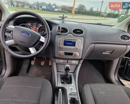 Черный Форд Фокус, объемом двигателя 1.56 л и пробегом 230 тыс. км за 5800 $, фото 12 на Automoto.ua
