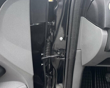 Чорний Форд Фокус, об'ємом двигуна 1.6 л та пробігом 193 тис. км за 6199 $, фото 39 на Automoto.ua