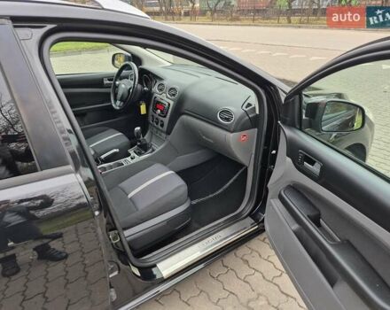 Чорний Форд Фокус, об'ємом двигуна 1.6 л та пробігом 249 тис. км за 6900 $, фото 52 на Automoto.ua