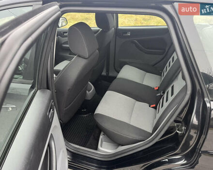 Чорний Форд Фокус, об'ємом двигуна 1.6 л та пробігом 193 тис. км за 6199 $, фото 26 на Automoto.ua