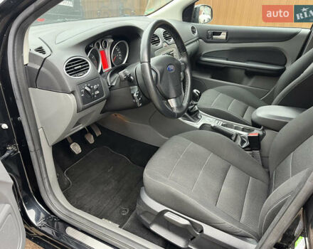 Чорний Форд Фокус, об'ємом двигуна 1.6 л та пробігом 222 тис. км за 6550 $, фото 37 на Automoto.ua