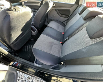 Черный Форд Фокус, объемом двигателя 1.56 л и пробегом 238 тыс. км за 5450 $, фото 9 на Automoto.ua