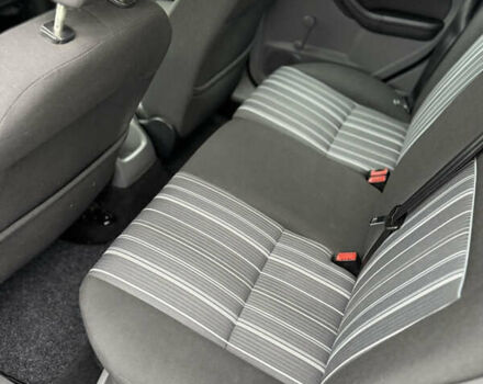 Черный Форд Фокус, объемом двигателя 1.6 л и пробегом 195 тыс. км за 5700 $, фото 98 на Automoto.ua