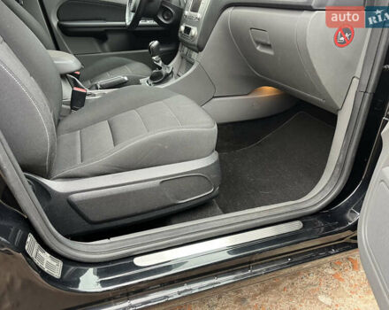 Чорний Форд Фокус, об'ємом двигуна 1.6 л та пробігом 222 тис. км за 6550 $, фото 55 на Automoto.ua