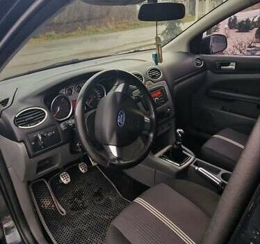 Чорний Форд Фокус, об'ємом двигуна 1.56 л та пробігом 225 тис. км за 5999 $, фото 15 на Automoto.ua