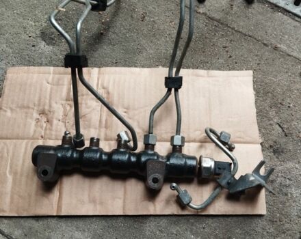 Черный Форд Фокус, объемом двигателя 1.6 л и пробегом 300 тыс. км за 4700 $, фото 22 на Automoto.ua