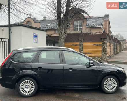 Черный Форд Фокус, объемом двигателя 1.6 л и пробегом 242 тыс. км за 6150 $, фото 5 на Automoto.ua