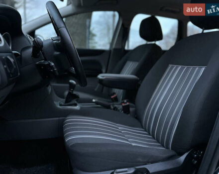 Форд Фокус 2010 в Виннице на Automoto.ua Черный Форд Фокус, объемом двигателя 1.6 л и пробегом 233 тыс. км за 6300 $, фото 22 на Automoto.ua