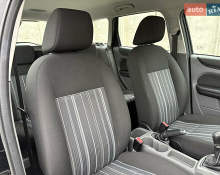 Чорний Форд Фокус, об'ємом двигуна 1.6 л та пробігом 233 тис. км за 6000 $, фото 39 на Automoto.ua