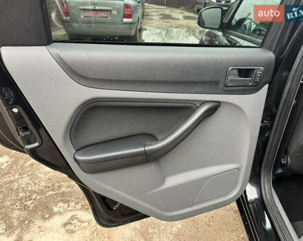 Чорний Форд Фокус, об'ємом двигуна 1.6 л та пробігом 222 тис. км за 6550 $, фото 42 на Automoto.ua