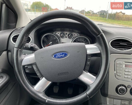 Черный Форд Фокус, объемом двигателя 1.6 л и пробегом 214 тыс. км за 6150 $, фото 27 на Automoto.ua