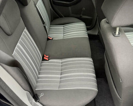 Черный Форд Фокус, объемом двигателя 1.6 л и пробегом 195 тыс. км за 5700 $, фото 92 на Automoto.ua