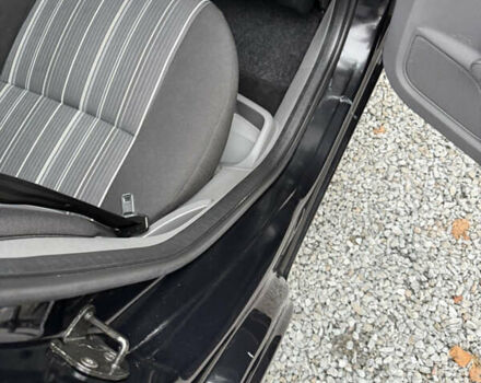 Черный Форд Фокус, объемом двигателя 1.6 л и пробегом 195 тыс. км за 5700 $, фото 123 на Automoto.ua