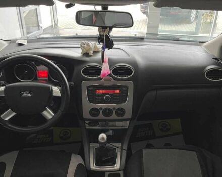 Черный Форд Фокус, объемом двигателя 1.8 л и пробегом 239 тыс. км за 6300 $, фото 13 на Automoto.ua