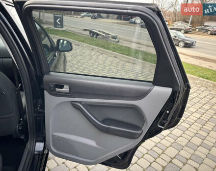 Чорний Форд Фокус, об'ємом двигуна 1.6 л та пробігом 277 тис. км за 6450 $, фото 29 на Automoto.ua