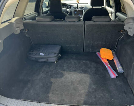 Чорний Форд Фокус, об'ємом двигуна 1.6 л та пробігом 284 тис. км за 5100 $, фото 15 на Automoto.ua