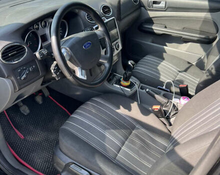 Чорний Форд Фокус, об'ємом двигуна 1.6 л та пробігом 284 тис. км за 5100 $, фото 8 на Automoto.ua