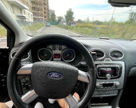 Черный Форд Фокус, объемом двигателя 1.6 л и пробегом 260 тыс. км за 5300 $, фото 10 на Automoto.ua