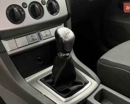 Чорний Форд Фокус, об'ємом двигуна 1.8 л та пробігом 217 тис. км за 5950 $, фото 30 на Automoto.ua