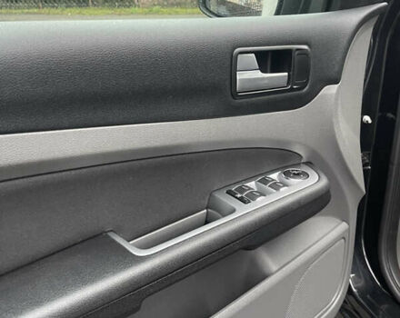 Черный Форд Фокус, объемом двигателя 1.6 л и пробегом 242 тыс. км за 6150 $, фото 19 на Automoto.ua