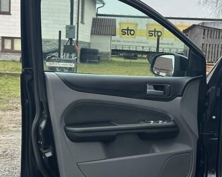 Чорний Форд Фокус, об'ємом двигуна 1.6 л та пробігом 320 тис. км за 5300 $, фото 31 на Automoto.ua