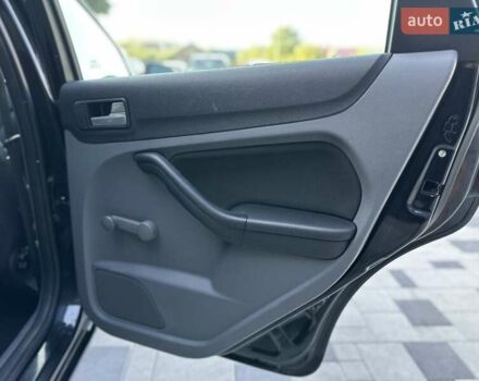 Чорний Форд Фокус, об'ємом двигуна 1.6 л та пробігом 205 тис. км за 5999 $, фото 13 на Automoto.ua