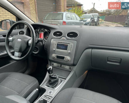 Чорний Форд Фокус, об'ємом двигуна 1.6 л та пробігом 222 тис. км за 6550 $, фото 51 на Automoto.ua