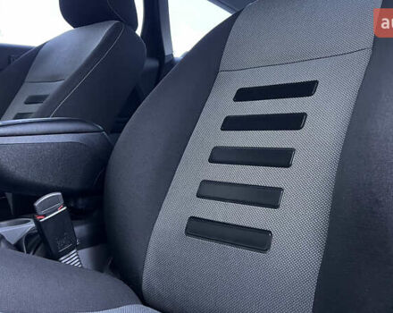 Черный Форд Фокус, объемом двигателя 1.8 л и пробегом 218 тыс. км за 5799 $, фото 48 на Automoto.ua