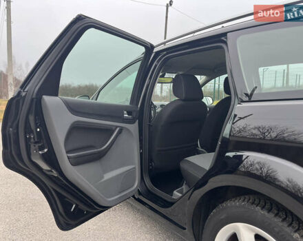 Чорний Форд Фокус, об'ємом двигуна 1.6 л та пробігом 193 тис. км за 6199 $, фото 25 на Automoto.ua