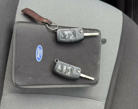 Черный Форд Фокус, объемом двигателя 1.6 л и пробегом 217 тыс. км за 5450 $, фото 24 на Automoto.ua