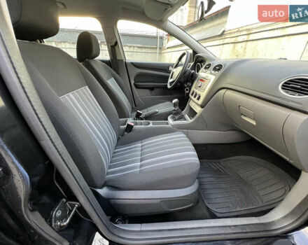 Чорний Форд Фокус, об'ємом двигуна 1.6 л та пробігом 208 тис. км за 6500 $, фото 20 на Automoto.ua