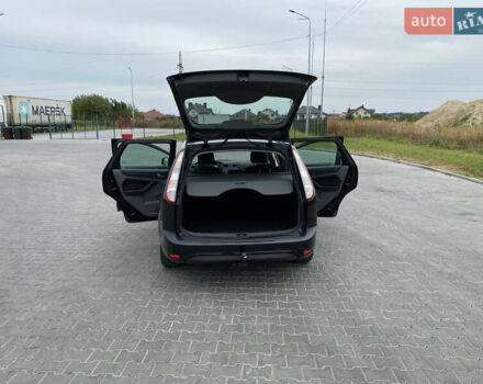 Черный Форд Фокус, объемом двигателя 1.6 л и пробегом 214 тыс. км за 6150 $, фото 20 на Automoto.ua