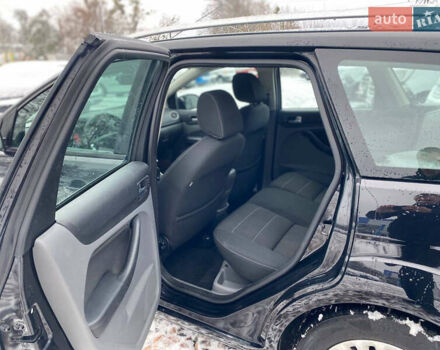 Черный Форд Фокус, объемом двигателя 1.8 л и пробегом 157 тыс. км за 5720 $, фото 23 на Automoto.ua