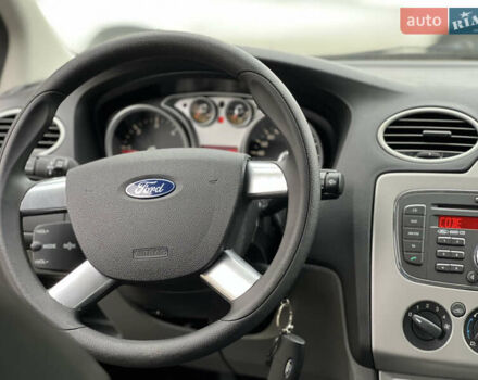 Чорний Форд Фокус, об'ємом двигуна 1.6 л та пробігом 208 тис. км за 6450 $, фото 13 на Automoto.ua