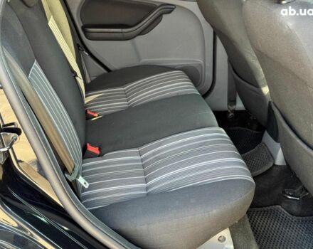 Черный Форд Фокус, объемом двигателя 1.6 л и пробегом 285 тыс. км за 6190 $, фото 22 на Automoto.ua