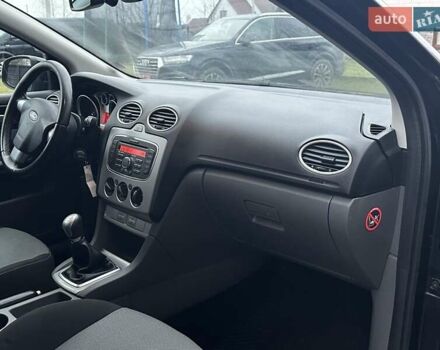 Чорний Форд Фокус, об'ємом двигуна 1.6 л та пробігом 320 тис. км за 5300 $, фото 22 на Automoto.ua