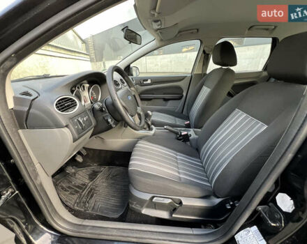 Чорний Форд Фокус, об'ємом двигуна 1.6 л та пробігом 208 тис. км за 6500 $, фото 9 на Automoto.ua