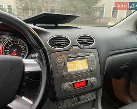 Черный Форд Фокус, объемом двигателя 1.6 л и пробегом 242 тыс. км за 6150 $, фото 23 на Automoto.ua