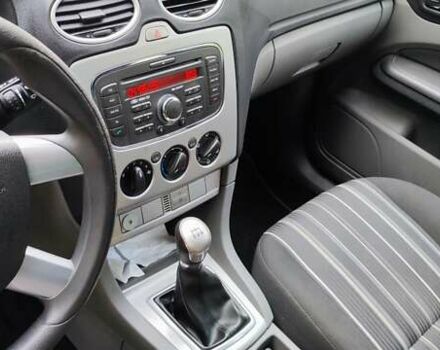 Чорний Форд Фокус, об'ємом двигуна 1.56 л та пробігом 190 тис. км за 5800 $, фото 7 на Automoto.ua