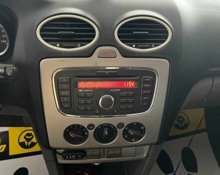 Черный Форд Фокус, объемом двигателя 1.8 л и пробегом 239 тыс. км за 6300 $, фото 16 на Automoto.ua