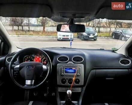 Черный Форд Фокус, объемом двигателя 1.6 л и пробегом 226 тыс. км за 5650 $, фото 9 на Automoto.ua